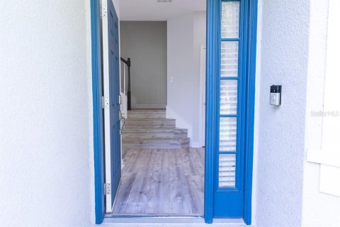 Adosado en venta en Tampa, Florida, 3 dormitorios, 147.44 m2 № 1785084 - foto 12