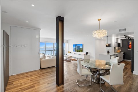 Купить кондоминиум в Майами, Флорида 3 спальни, 158.21м2, № 2042427 - фото 10