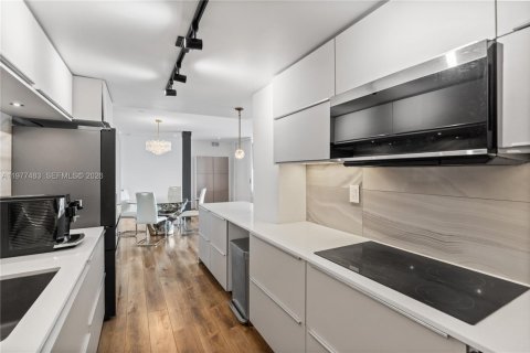 Купить кондоминиум в Майами, Флорида 3 спальни, 158.21м2, № 2042427 - фото 17