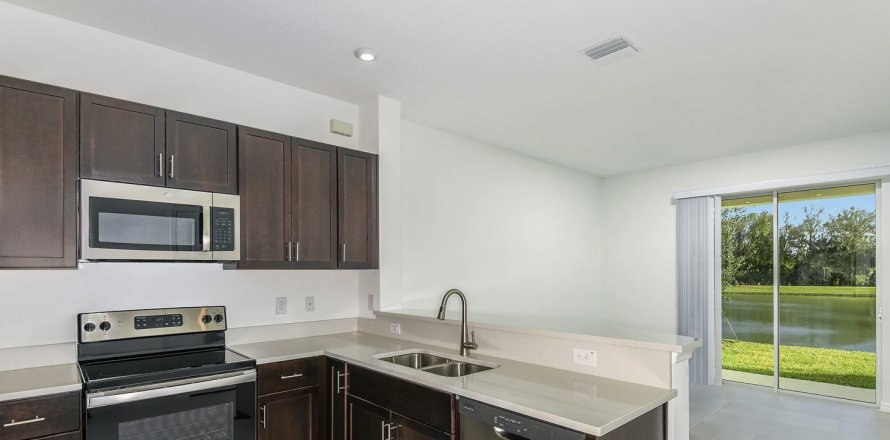 Touwnhouse à EDGESTONE AT ARTISAN LAKES à Palmetto, Floride 2 chambres, 113 m2 № 159643