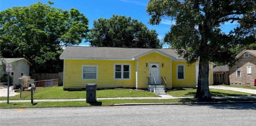 Villa ou maison à Saint Petersburg, Floride 3 chambres, 107.77 m2 № 565339