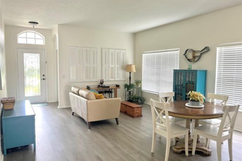 Casa en venta en Land O' Lakes, Florida, 3 dormitorios, 156.35 m2 № 1908797 - foto 4