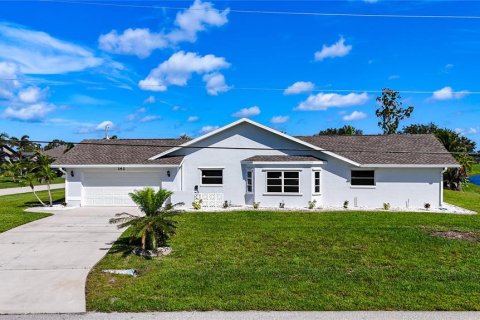 Villa ou maison à vendre à Rotonda, Floride: 4 chambres, 228.91 m2 № 1792010 - photo 29