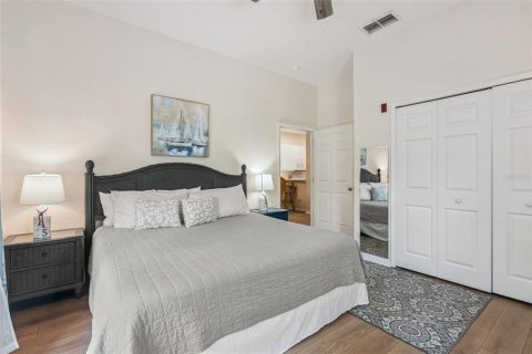 Condo in Davenport, Florida, 3 bedrooms № 2198605 - photo 14