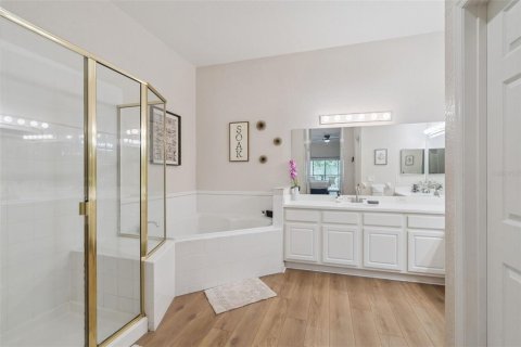 Condo in Davenport, Florida, 3 bedrooms № 2198605 - photo 20