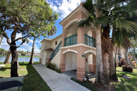Condominio en alquiler en Homestead, Florida, 3 dormitorios, 95.13 m2 № 1960650 - foto 1