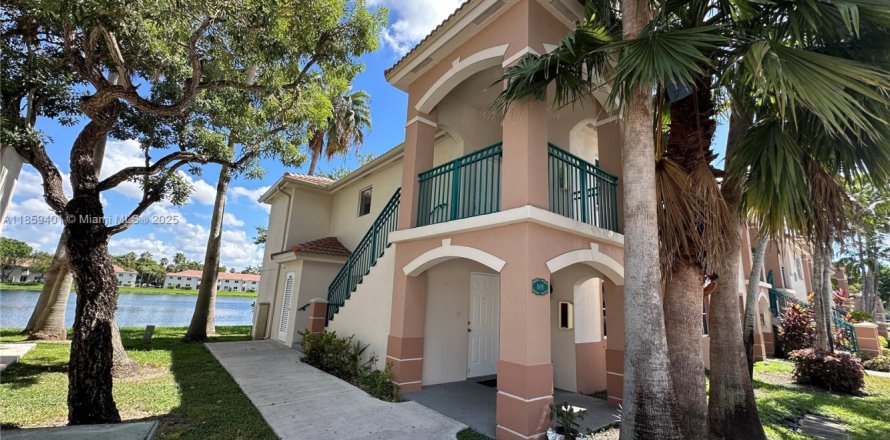 Condominio en Homestead, Florida, 3 dormitorios № 1960650