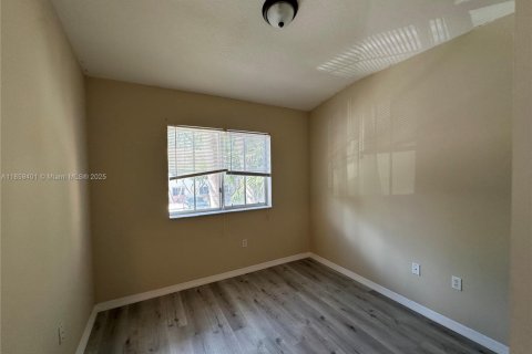 Condominio en alquiler en Homestead, Florida, 3 dormitorios, 95.13 m2 № 1960650 - foto 16