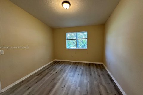 Condominio en alquiler en Homestead, Florida, 3 dormitorios, 95.13 m2 № 1960650 - foto 11