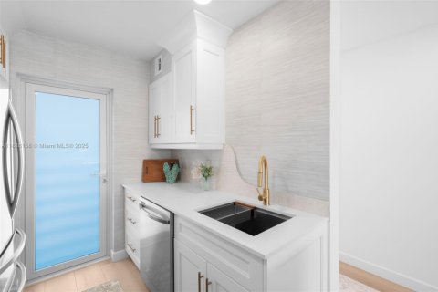 Condominio en venta en Delray Beach, Florida, 2 dormitorios, 92.9 m2 № 1932348 - foto 12