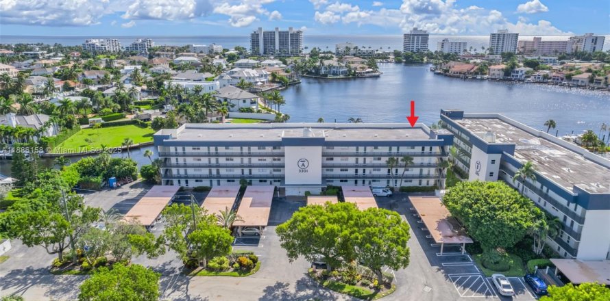 Condominio en Delray Beach, Florida, 2 dormitorios  № 1932348