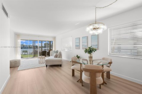 Condominio en venta en Delray Beach, Florida, 2 dormitorios, 92.9 m2 № 1932348 - foto 4