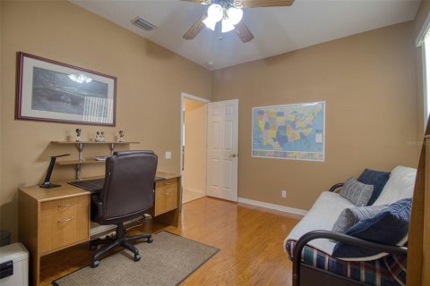 House in Dunedin, Florida 4 bedrooms, 235.23 sq.m. № 2396254 - photo 23