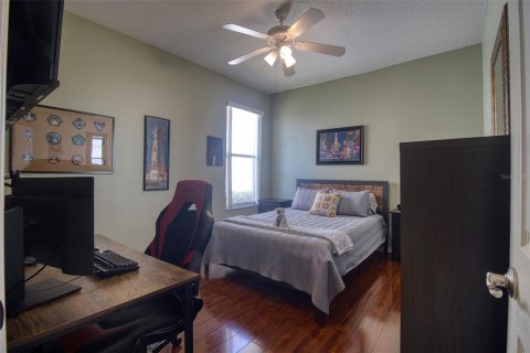 House in Dunedin, Florida 4 bedrooms, 235.23 sq.m. № 2396254 - photo 29