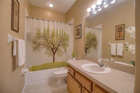 House in Dunedin, Florida 4 bedrooms, 235.23 sq.m. № 2396254 - photo 21