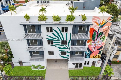 Купить кондоминиум в Майами, Флорида 4 спальни, 128.21м2, № 1971353 - фото 1