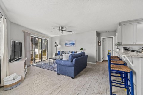 Copropriété à vendre à Miramar Beach, Floride: 2 chambres, 87.7 m2 № 589972 - photo 1