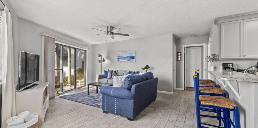 Condominio en Miramar Beach, Florida, 2 dormitorios № 589972