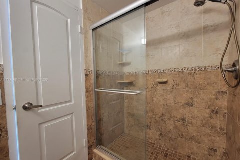 Copropriété à louer à Hollywood, Floride: 1 chambre, 73.39 m2 № 2037263 - photo 18