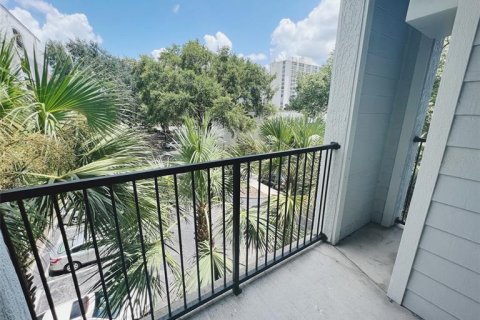 Condo in Orlando, Florida, 1 bedroom  № 2195150 - photo 17
