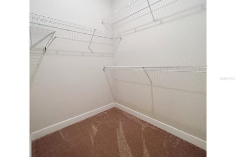 Condo in Orlando, Florida, 1 bedroom  № 2195150 - photo 15