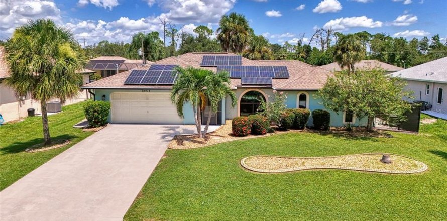 Casa en Port Charlotte, Florida 3 dormitorios, 134.34 m2 № 1917974