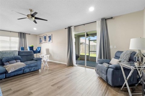 House in Sanford, Florida 3 bedrooms, 174.1 sq.m. № 1914588 - photo 16