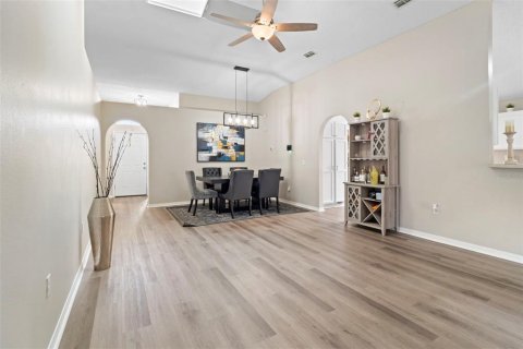 House in Sanford, Florida 3 bedrooms, 174.1 sq.m. № 1914588 - photo 8