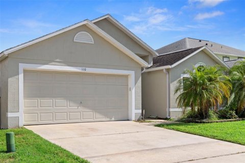 House in Sanford, Florida 3 bedrooms, 174.1 sq.m. № 1914588 - photo 1