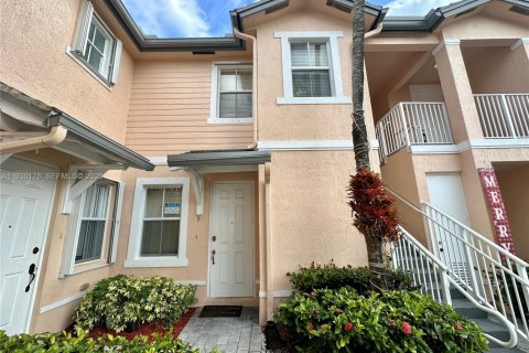 Adosado en alquiler en Homestead, Florida, 3 dormitorios, 141.49 m2 № 1989632 - foto 1