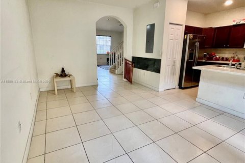 Villa ou maison à louer à Hialeah, Floride: 3 chambres, 154.96 m2 № 1928856 - photo 9