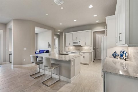 Touwnhouse à vendre à Ormond Beach, Floride: 2 chambres, 152.64 m2 № 2233466 - photo 12