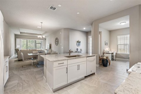 Touwnhouse à vendre à Ormond Beach, Floride: 2 chambres, 152.64 m2 № 2233466 - photo 15