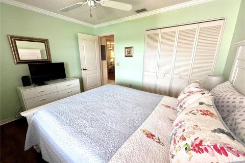 Condo in Bradenton, Florida, 2 bedrooms  № 1813120 - photo 15