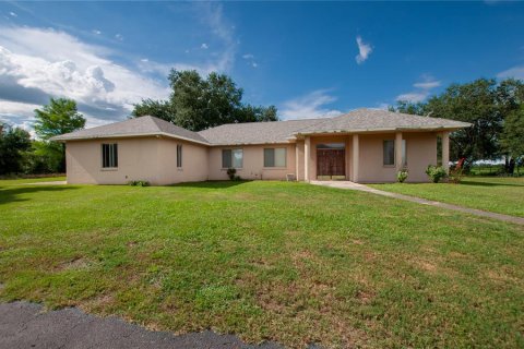 House in Arcadia, Florida 3 bedrooms, 206.34 sq.m. № 1882908 - photo 30