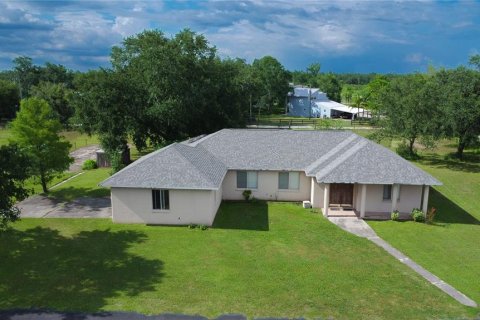 House in Arcadia, Florida 3 bedrooms, 206.34 sq.m. № 1882908 - photo 1