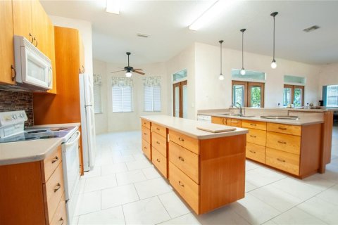 House in Arcadia, Florida 3 bedrooms, 206.34 sq.m. № 1882908 - photo 4