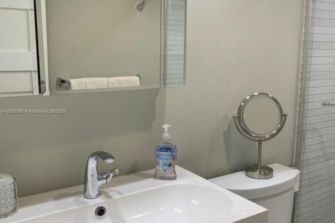 Copropriété à vendre à Pompano Beach, Floride: 3 chambres, 158.86 m2 № 2169819 - photo 22