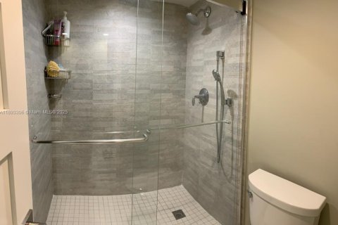Copropriété à vendre à Pompano Beach, Floride: 3 chambres, 158.86 m2 № 2169819 - photo 18