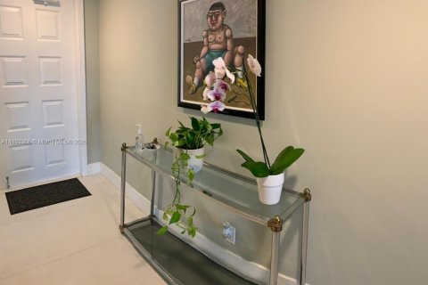 Copropriété à vendre à Pompano Beach, Floride: 3 chambres, 158.86 m2 № 2169819 - photo 2