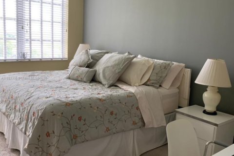 Copropriété à vendre à Pompano Beach, Floride: 3 chambres, 158.86 m2 № 2169819 - photo 14