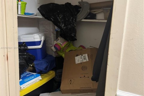 Снять в аренду кондоминиум в Халландейл-Бич, Флорида 1 спальня, 89.93м2, № 2035047 - фото 9