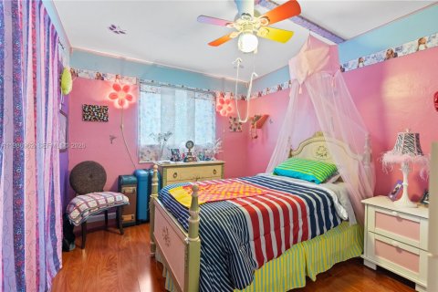 Villa ou maison à vendre à Hallandale Beach, Floride: 3 chambres, 133.78 m2 № 2048731 - photo 24