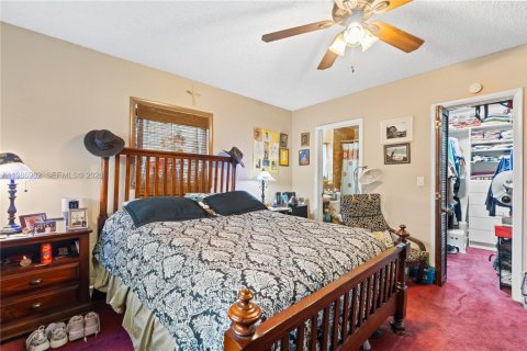 Villa ou maison à vendre à Hallandale Beach, Floride: 3 chambres, 133.78 m2 № 2048731 - photo 19