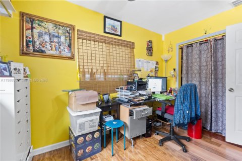 Villa ou maison à vendre à Hallandale Beach, Floride: 3 chambres, 133.78 m2 № 2048731 - photo 26