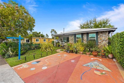 Villa ou maison à vendre à Hallandale Beach, Floride: 3 chambres, 133.78 m2 № 2048731 - photo 30