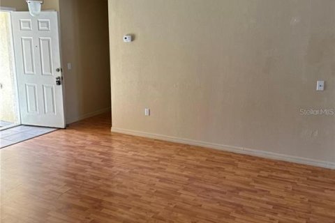 Casa en alquiler en Kissimmee, Florida, 4 dormitorios, 139.45 m2 № 1901328 - foto 5