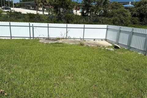 Casa en alquiler en Kissimmee, Florida, 4 dormitorios, 139.45 m2 № 1901328 - foto 7