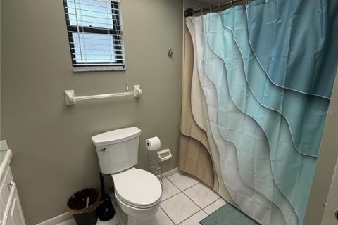House in Palm Harbor, Florida 3 bedrooms, 227.33 sq.m. № 1847411 - photo 24