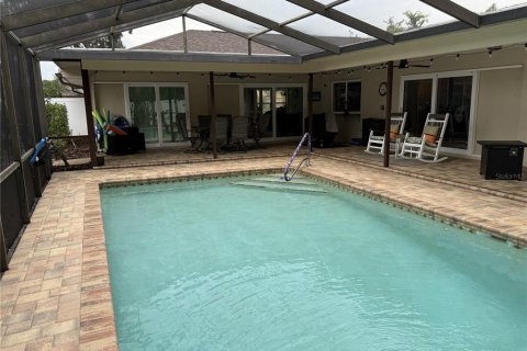 House in Palm Harbor, Florida 3 bedrooms, 227.33 sq.m. № 1847411 - photo 16